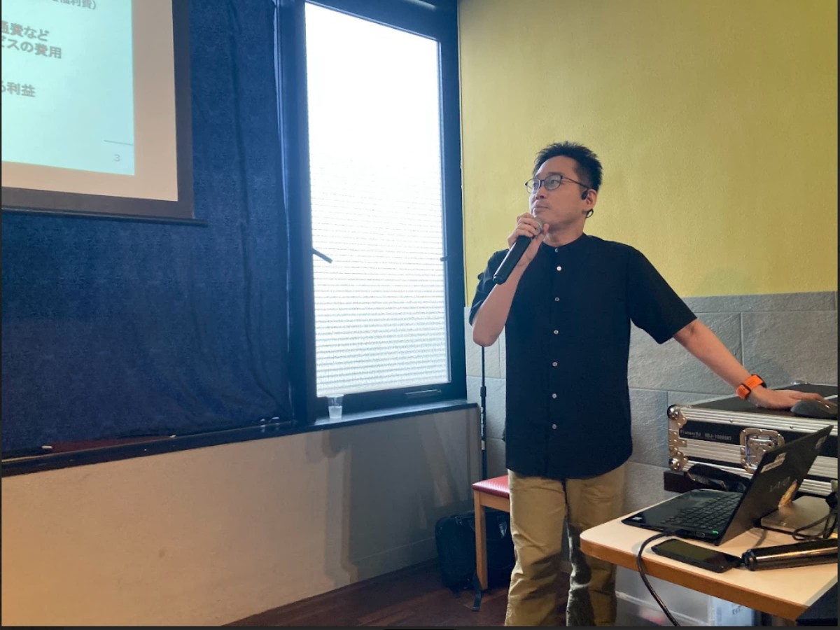 前期の振り返りについて話す谷口さん