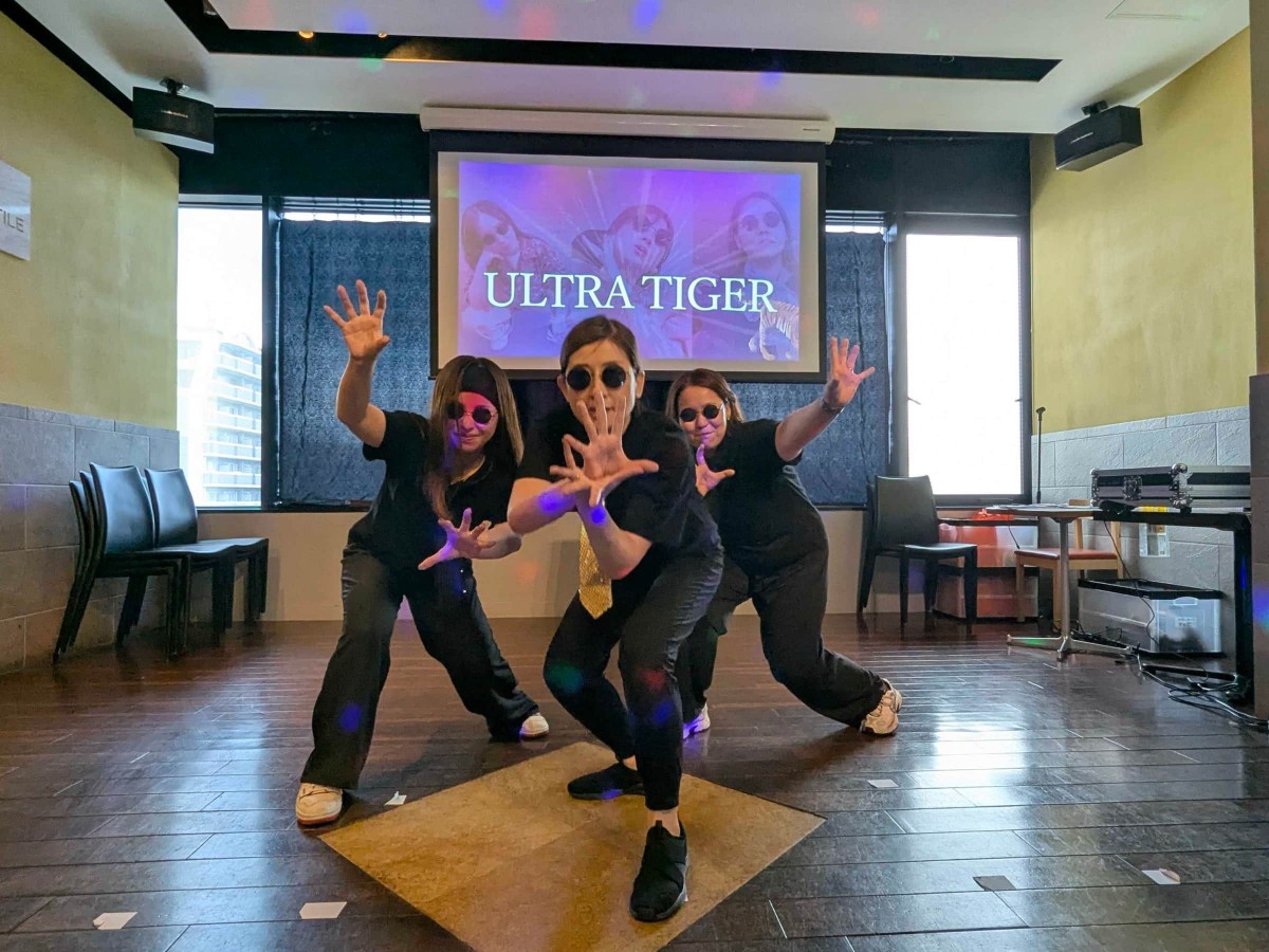 総務メンバーによるダンス